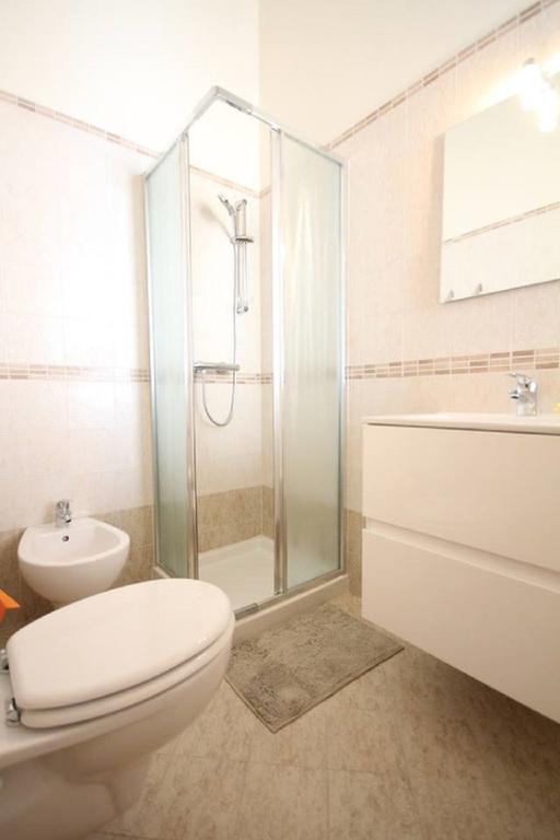 Le Tre Rose Di Mary Apartment อาโวลา ภายนอก รูปภาพ